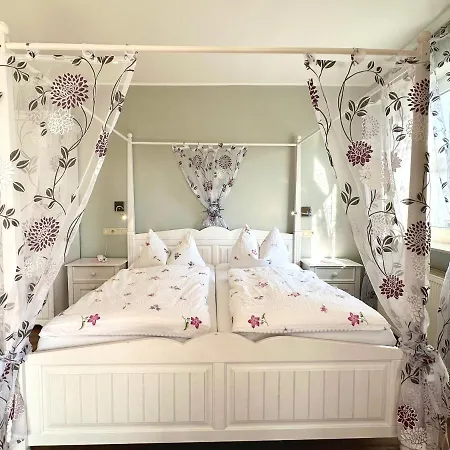 - Restaurant Berghof 3*