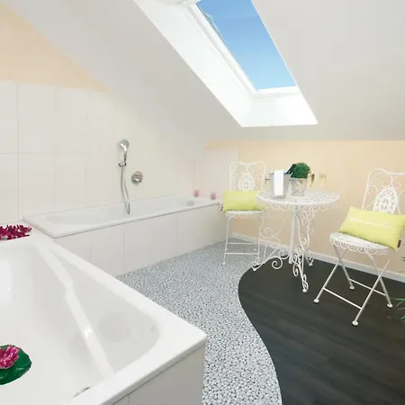 - Restaurant Berghof Отель Бергхаузен